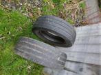 2 pneus 205/65 R 15 C, Auto-onderdelen, Banden en Velgen, Ophalen, 15 inch, 205 mm, Band(en)