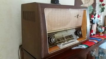 vintage lampenradio -Loewe Opta Luna
