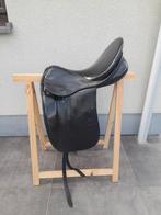 Dressuur zadel 18 inch stubben, Ophalen, Zo goed als nieuw, Dressuur