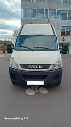 Iveco Daily  35S11 Avec Kit  Embrayage neuf, Autos, Camionnettes & Utilitaires, Diesel, Attache-remorque, Iveco, Achat