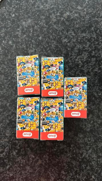 Aldi emoji 2024 - 5 doosjes (ongeopend) beschikbaar voor biedingen