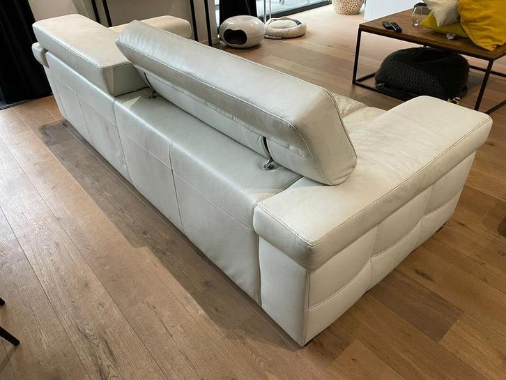 Wit lederen 2-en 3-zit kwaliteitsdesign, Huis en Inrichting, Zetels | Zetels en Chaises Longues, Zo goed als nieuw, Ophalen