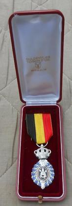 médaille du travail - dans la boîte d'origine, Enlèvement ou Envoi, Autres matériaux