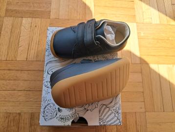 Clarks, roamer, leather toddler shoes, size 21 beschikbaar voor biedingen