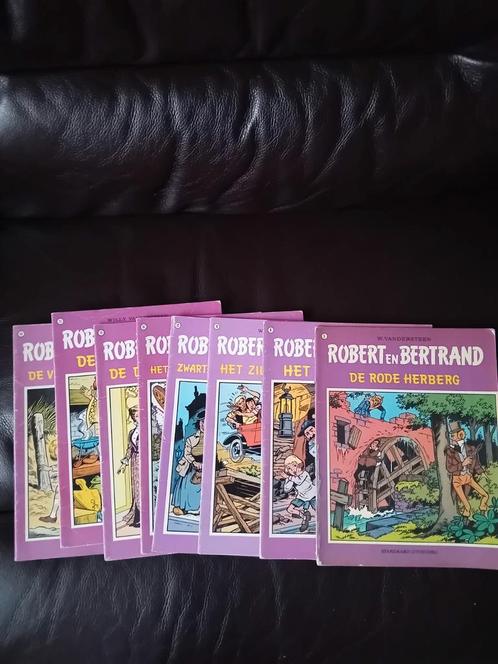 8 strips Robert en bertrand gelzen staat, Boeken, Stripverhalen, Gelezen, Ophalen of Verzenden