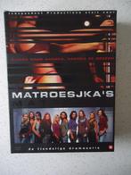 4 DVD's BOX "MATROESJKA's" in Prima staat met Postkaarten !, Cd's en Dvd's, Dvd's | Tv en Series, Ophalen of Verzenden, Zo goed als nieuw