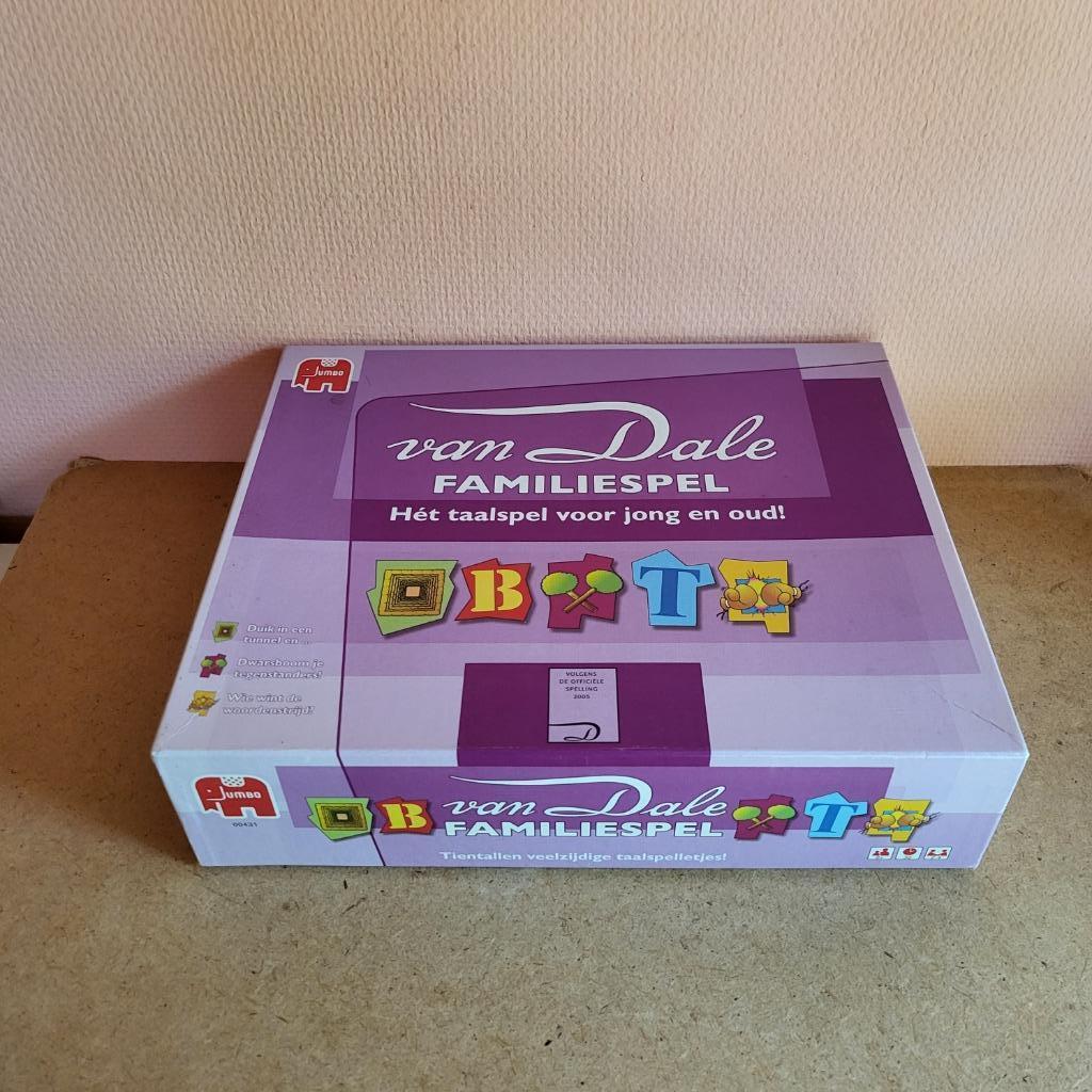 Van Dale Familiespel, Een of twee spelers, Ophalen of Verzenden, Zo goed als nieuw, Jumbo