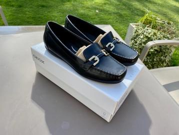 Chaussures neuves femme GEOX, pointure 39 beschikbaar voor biedingen
