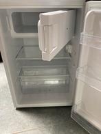Witte firgo, tafelmodel, Elektronische apparatuur, Ophalen, Zo goed als nieuw, Met vriesvak