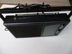 VINTAGE GRUNDIG BOYS AVEC FM _220volts EN FONCTION NEUF, Antiquités & Art, Envoi