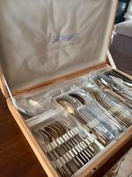 Inox bestekset Guy Degrenne met koffer, Antiek en Kunst, Ophalen