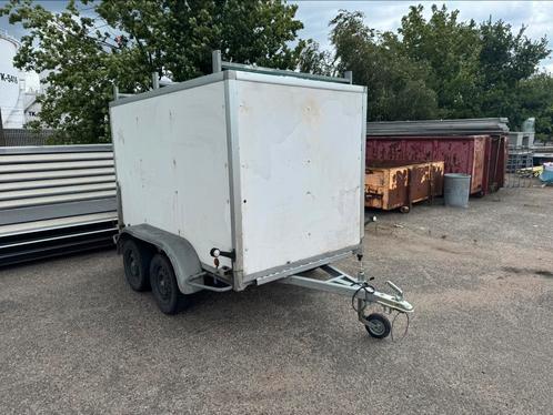 Gesloten aanhangwagen - Remorque fourgon 750 KG, Auto diversen, Aanhangers en Bagagewagens, Zo goed als nieuw, Ophalen