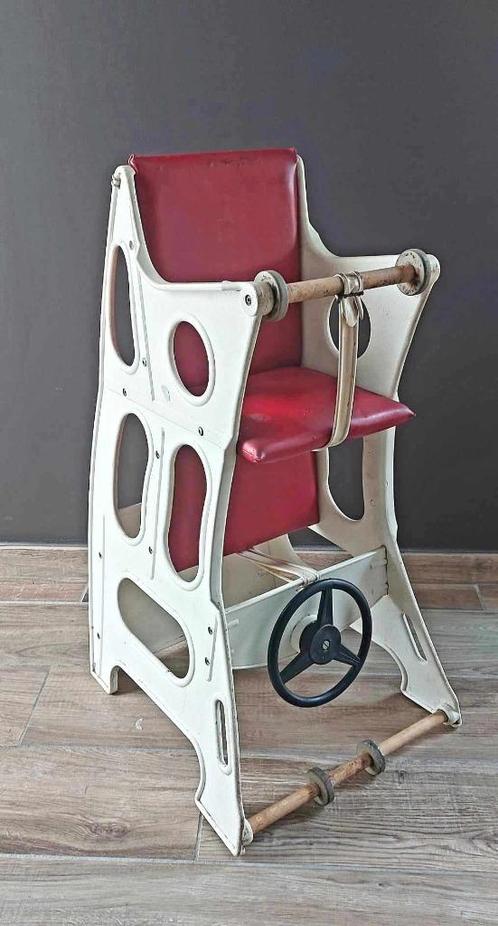 Hokus Pokus kinderstoel - jaren 70, Antiek en Kunst, Curiosa en Brocante, Ophalen