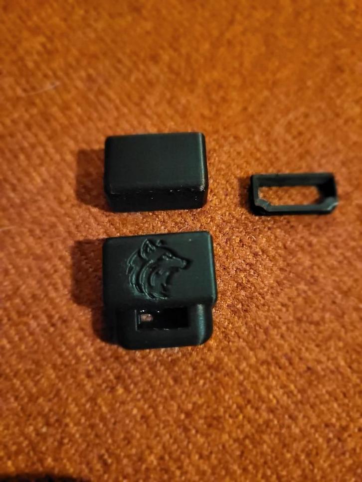 Klever cover hoesje en geleider voor hdmi dongle, Fietsen en Brommers, Fietsaccessoires | Overige Fietsaccessoires, Nieuw, Verzenden