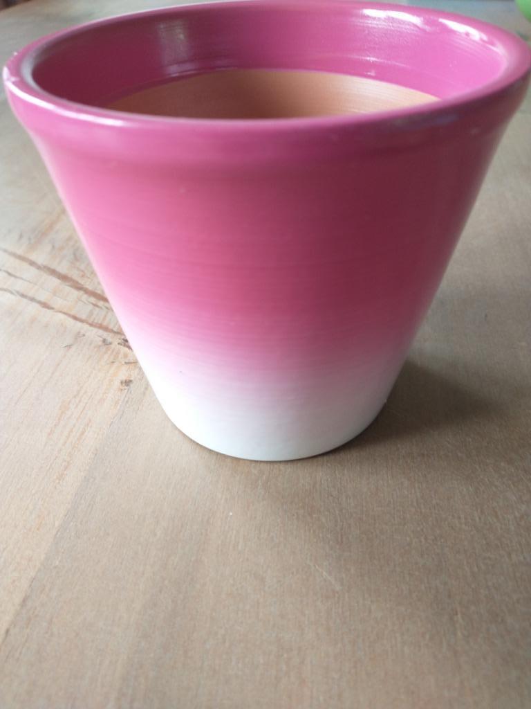 * Bloempot (nieuw), Tuin en Terras, Bloempotten, Nieuw, Aardewerk, Binnen, Minder dan 40 cm, Minder dan 25 cm, Rond, Ophalen of Verzenden