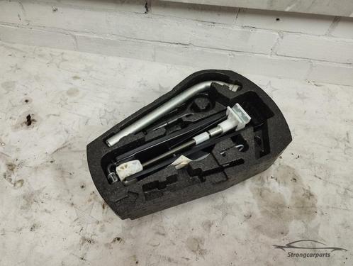 Gereedschapset VW Up Skoda Citigo Seat Mii 1S0012115P, Auto diversen, Autogereedschap, Gebruikt, Ophalen of Verzenden