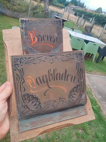 Art Nouveau Jugendstil organiser brief magazine houder  beschikbaar voor biedingen