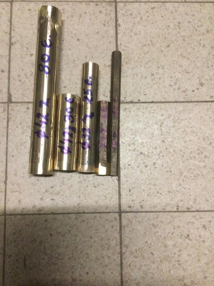 Messing staaf Ms58 + Brons( rond baar + 6 kant), Zakelijke goederen, Machines en Bouw | Metaalbewerking, Ophalen