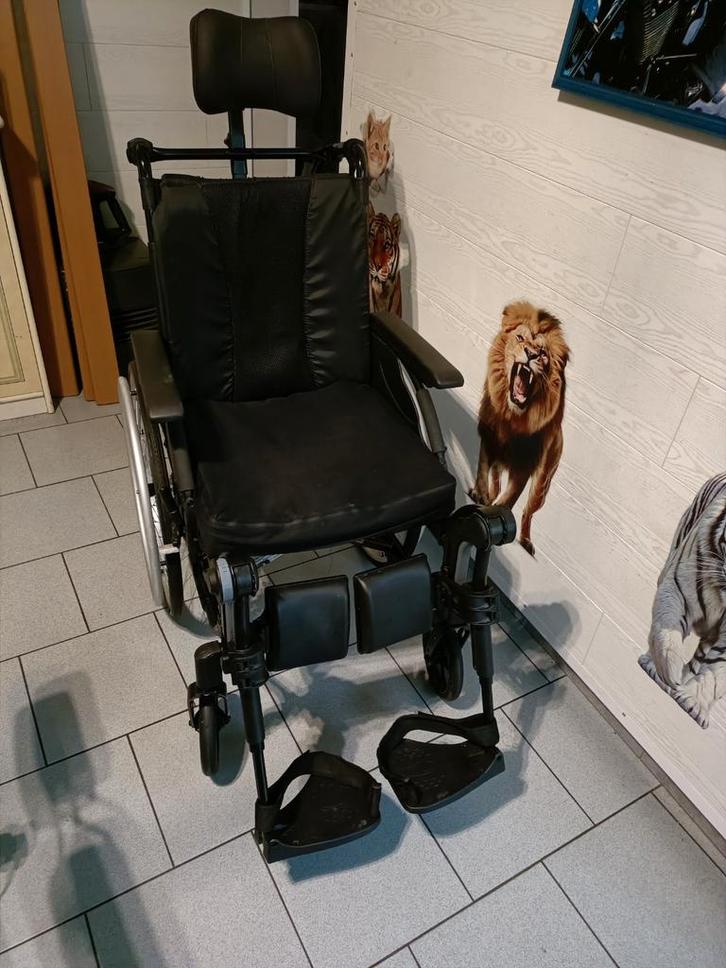 Chaise roulante pliable et démontable INVACARE ACTION 4 46cm, Diversen, Rolstoelen, Ophalen