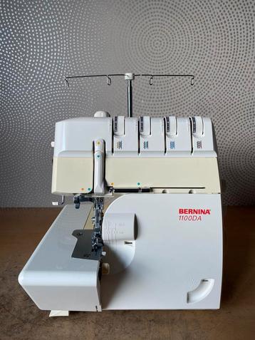 LOCKMACHINE BERNINA 1100DA 2/3/4 DRAADS IN NETTE STAAT  beschikbaar voor biedingen