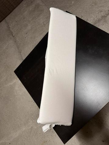 Babybed verkleinkussen beschikbaar voor biedingen