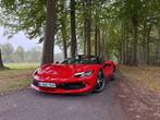 Ferrari 296 GTS Rosso Corsa / Carbon Daytona Racing Seats, Auto's, Ferrari, Cabriolet, Bedrijf, 2 zetels, USB