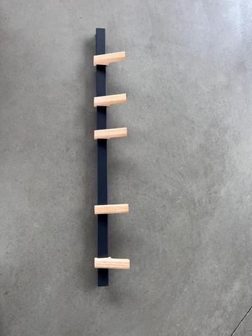 Hay Beam Kapstok 90 cm beschikbaar voor biedingen