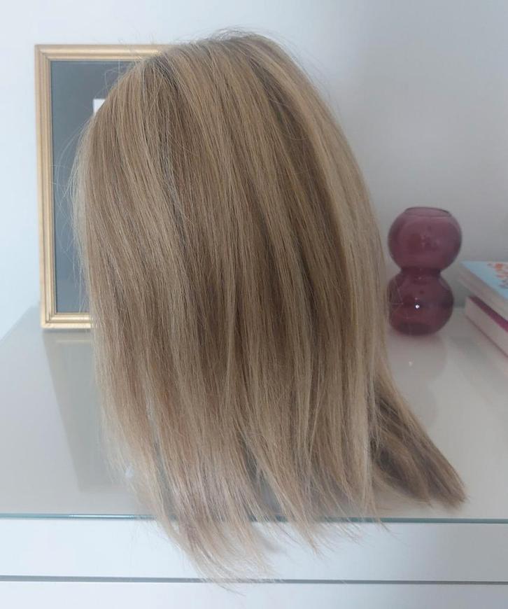 Kwaliteits pruik echt haar, Handtassen en Accessoires, Uiterlijk | Haarverzorging, Zo goed als nieuw, Ophalen of Verzenden