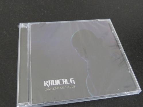 RADICAL G - Darkness Falls NEW & SEALED CD / SONICANGEL 2011, CD & DVD, CD | Rock, Neuf, dans son emballage, Alternatif, Enlèvement ou Envoi