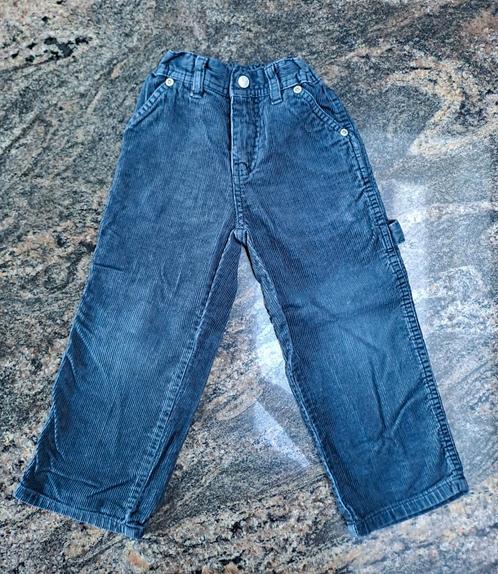 Pantalon en velours côtelé bleu foncé t 98, Enfants & Bébés, Vêtements enfant | Taille 98, Utilisé, Garçon, Pantalon, Enlèvement ou Envoi