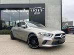 Mercedes-Benz A-CLASS 180 A 180 7G-DCT Berline Widescreen/Na, Auto's, 4 deurs, Stof, Gebruikt, 4 cilinders