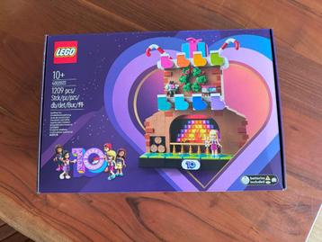 Lego 4002022 Employee Gift Exclusive 10 Years of Friendship beschikbaar voor biedingen