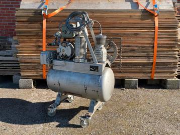 Compresseur Semal 1963, 440 V, Enlèvement, 200 à 400 litres/min, Utilisé, 6 à 10 bars
