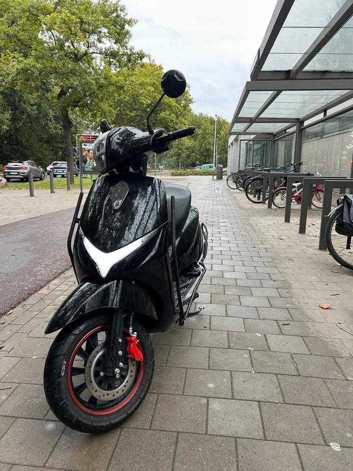 La souris valexim, Fietsen en Brommers, Snorfietsen en Snorscooters, Zo goed als nieuw, Benzine, Ophalen