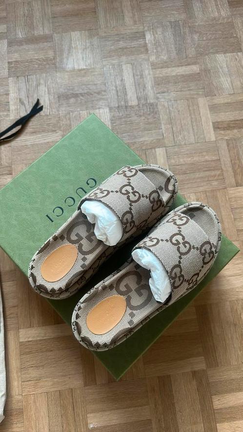 Mules a plateformes gucci, Vêtements | Femmes, Chaussures, Porté, Sandales et Mûles, Beige, Enlèvement ou Envoi