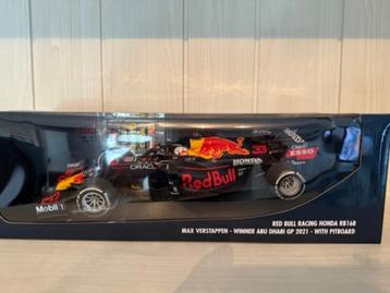 Max Verstappen 2021 Abu Dhabi GP 1/18 Minichamps Red Bull beschikbaar voor biedingen