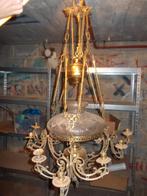 Antieke Bronzen kroonluchter met hand gemaakt, Enlèvement, Utilisé, Autres matériaux, Antiek