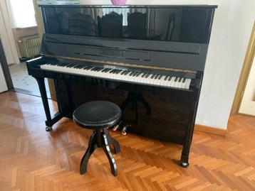 Piano, Brillant, Comme neuf, Enlèvement, Piano