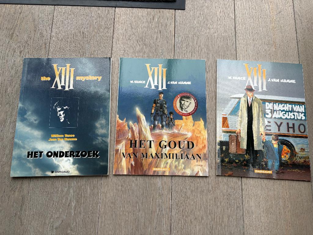 Drie strips 'XIII' van Vance-Van Hamme, Ophalen, Zo goed als nieuw