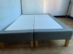 Lit IKEA  160*200cm en parfait état presque neuf, Huis en Inrichting, Slaapkamer | Boxsprings, 160 cm, Zo goed als nieuw, Tweepersoons