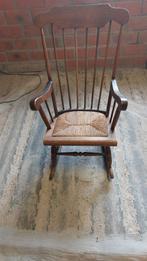 Schommelstoel met rieten zit., Ophalen