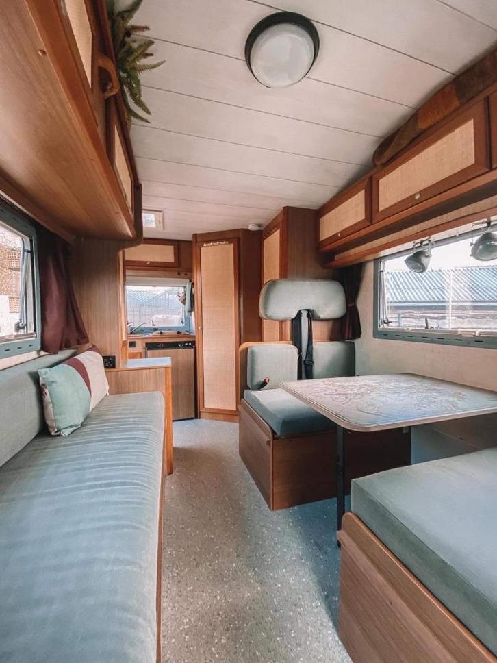 Dit is Leo, Ford Transit camper: Robuust en Retro!, Caravans en Kamperen, Mobilhomes, Particulier, tot en met 5, Alkoof, Ford