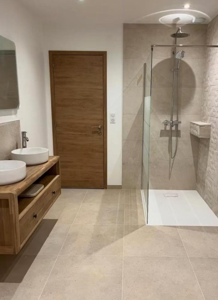 #Travaux #d elektriciteit #chauffage #sanitaires 0495858492, Diversen, Overige Diversen, Nieuw, Ophalen of Verzenden