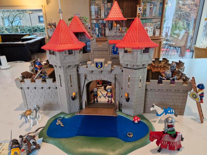 Playmobil Le château du Grand Roi 3268, Enfants & Bébés, Jouets | Playmobil, Enlèvement
