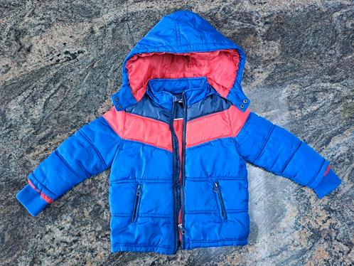 Veste d'hiver t 98 Blue rouge, Enfants & Bébés, Vêtements enfant | Taille 98, Utilisé, Garçon, Manteau, Enlèvement ou Envoi