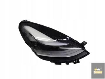 Tesla Model Y 20- Model 3 Lift 20-23 rechter lamp Full LED 1 beschikbaar voor biedingen