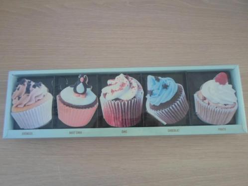 Boîte 5 minis livres Marabout – Cupcakes., Boeken, Kookboeken, Nieuw, Taart, Gebak en Desserts, Overige gebieden, Vegetarisch