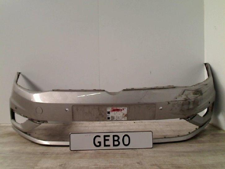 BUMPER VOOR Volkswagen Golf VII (AUA) (01-2012/03-2021), Auto-onderdelen, Carrosserie, Bumper, Volkswagen, Voor, Gebruikt