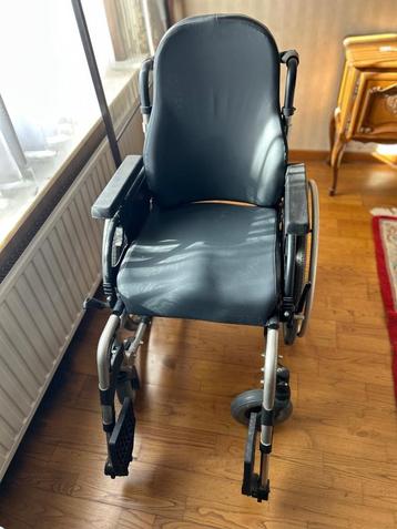 Rolstoel beschikbaar voor biedingen