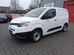 Toyota proacectiy 1.5 diesel bj 2021 80000 km prijs excl BTW, Voorwielaandrijving, Stof, 4 cilinders, Wit